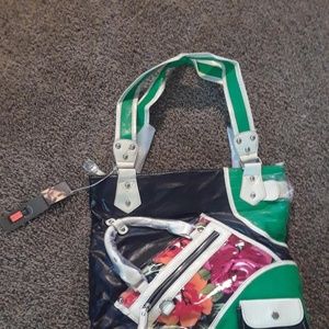 Candice Los Angeles Model No.72013  Leather Purse